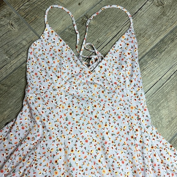 NWT Forever 21 Dress - Lavender floral Size small - Picture 2 of 4